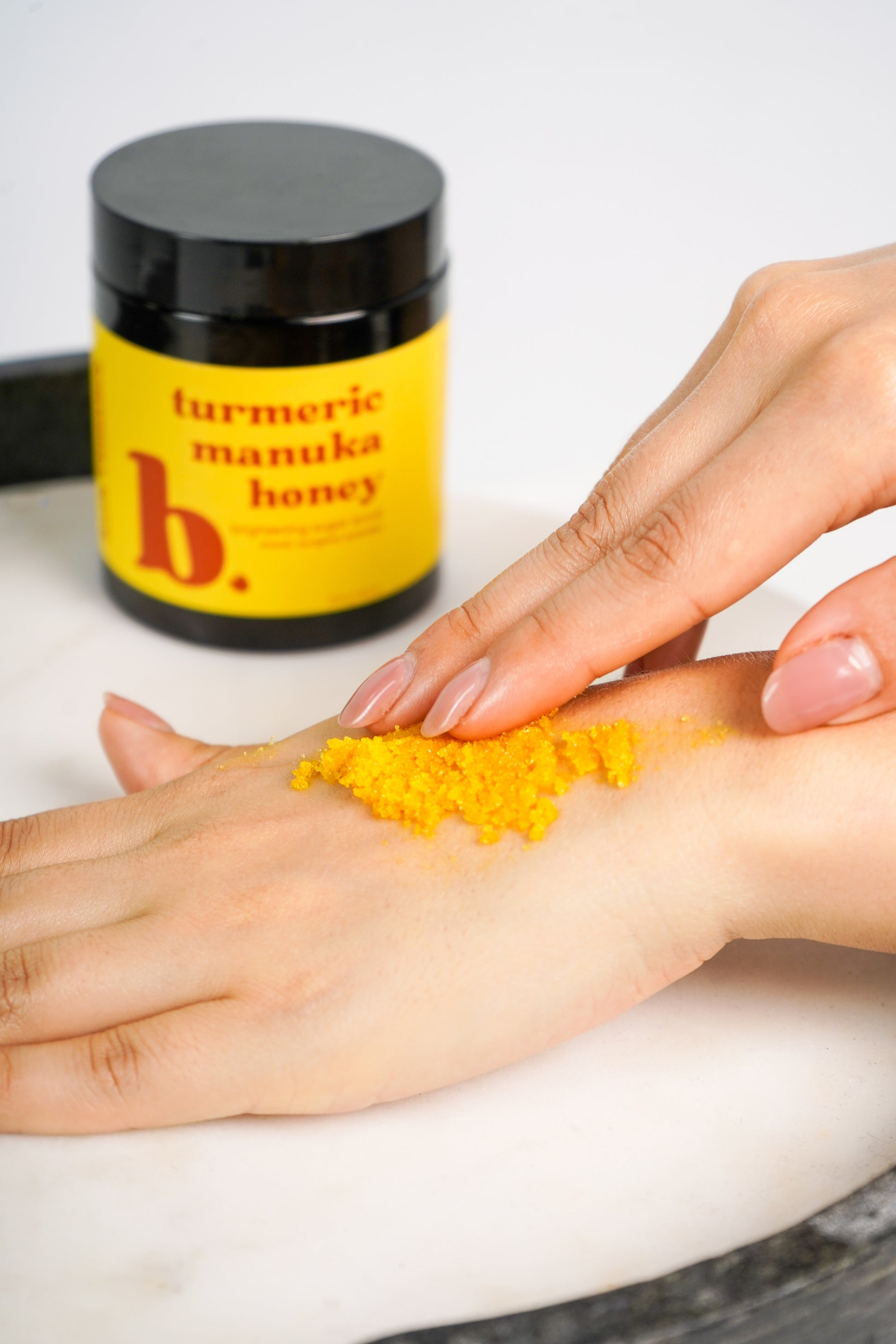 turmeric + mānuka honey sugar scrub - iconic sunglow scent