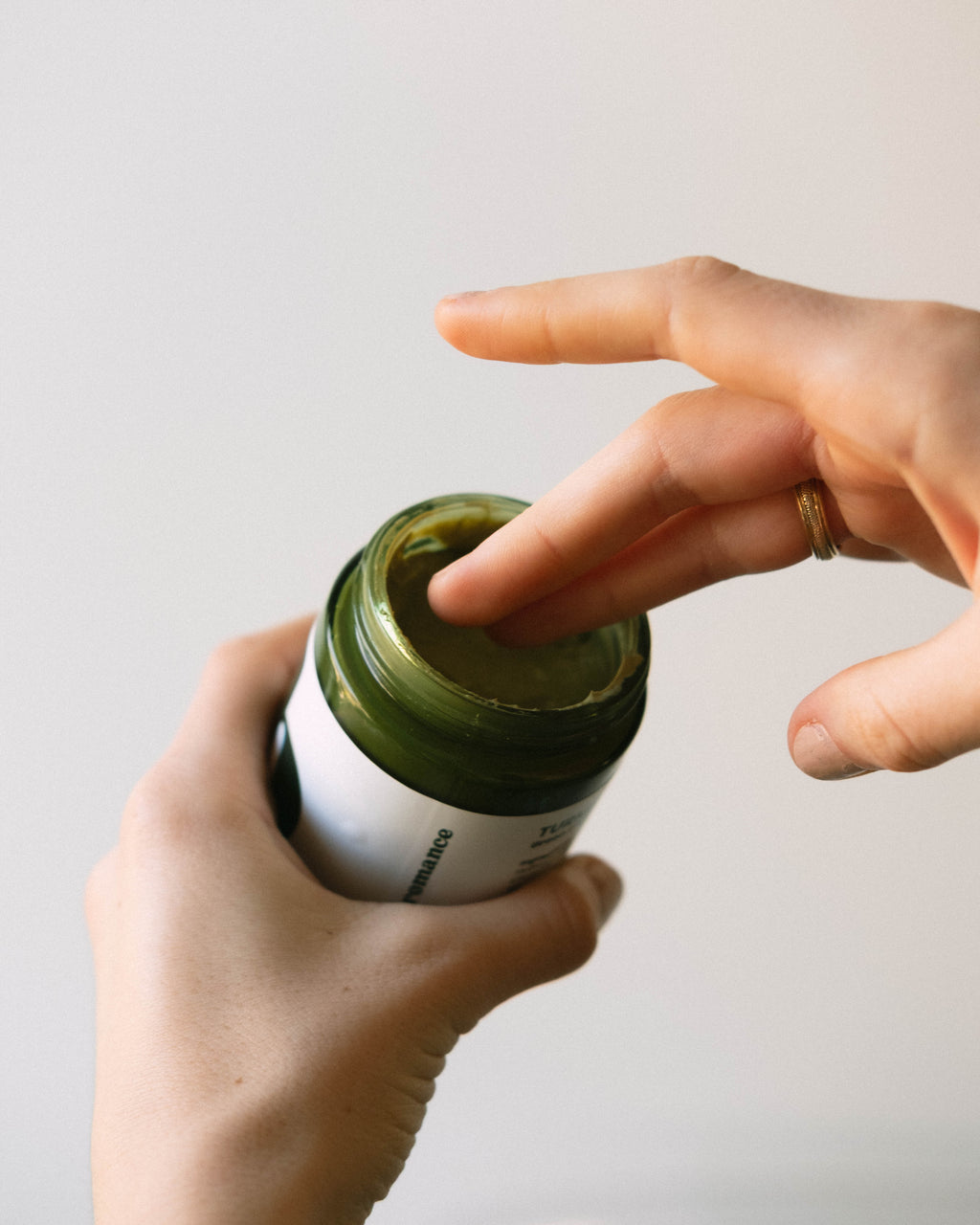 turmeric + manuka honey detox face mask