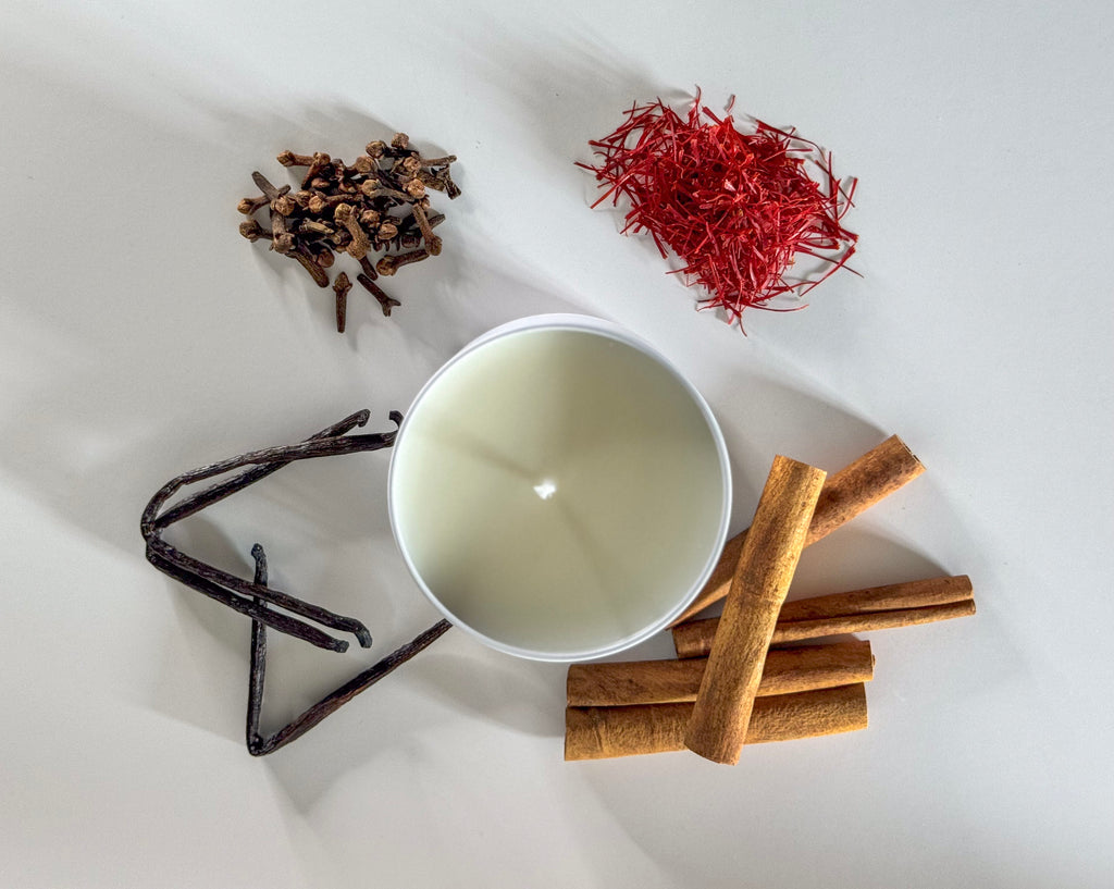 No. 34 (BATH ROMANCE SIGNATURE CANDLE) –  WHITE 8 OZ - CANDLE TIN