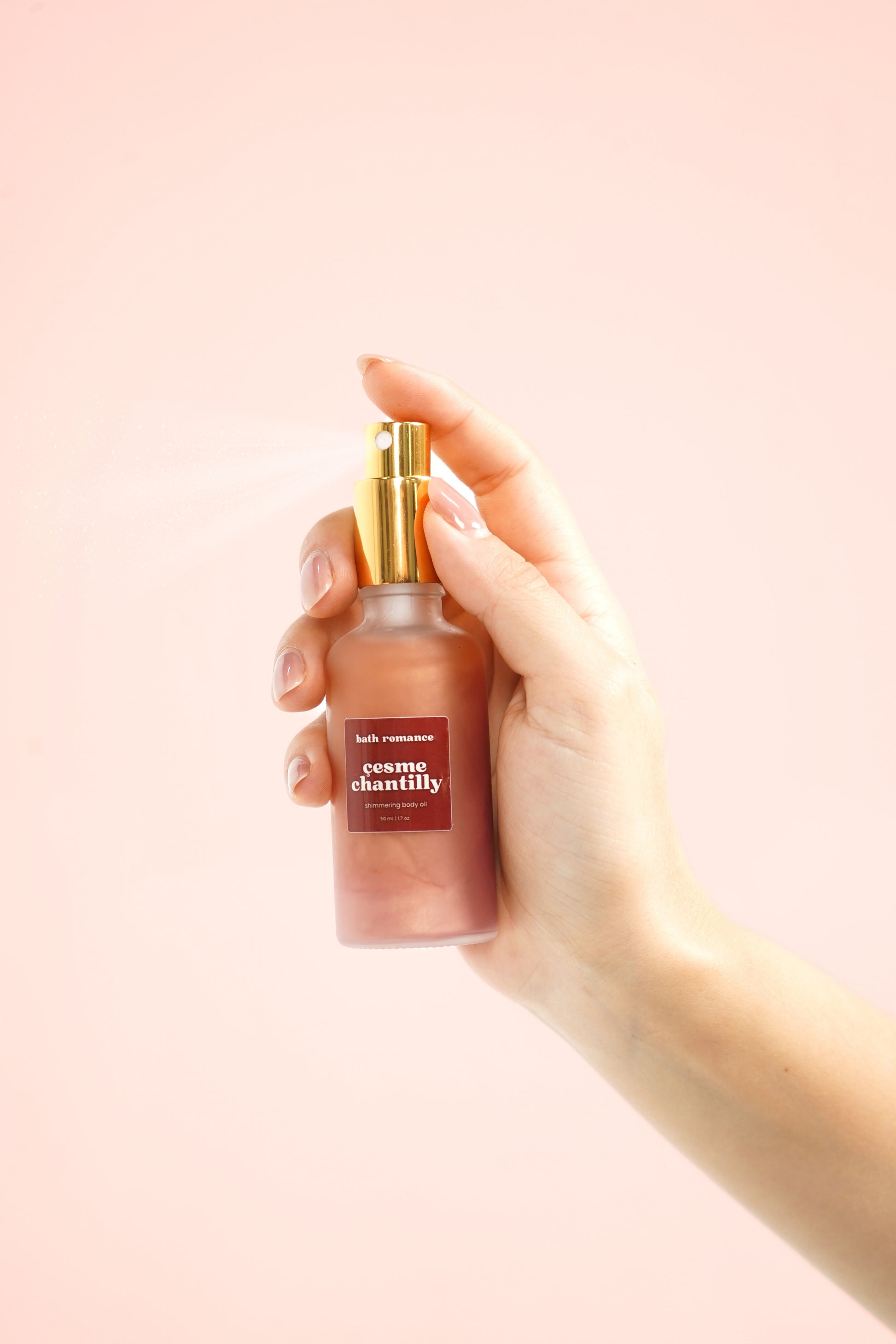 cesme chantilly - shimmering body oil